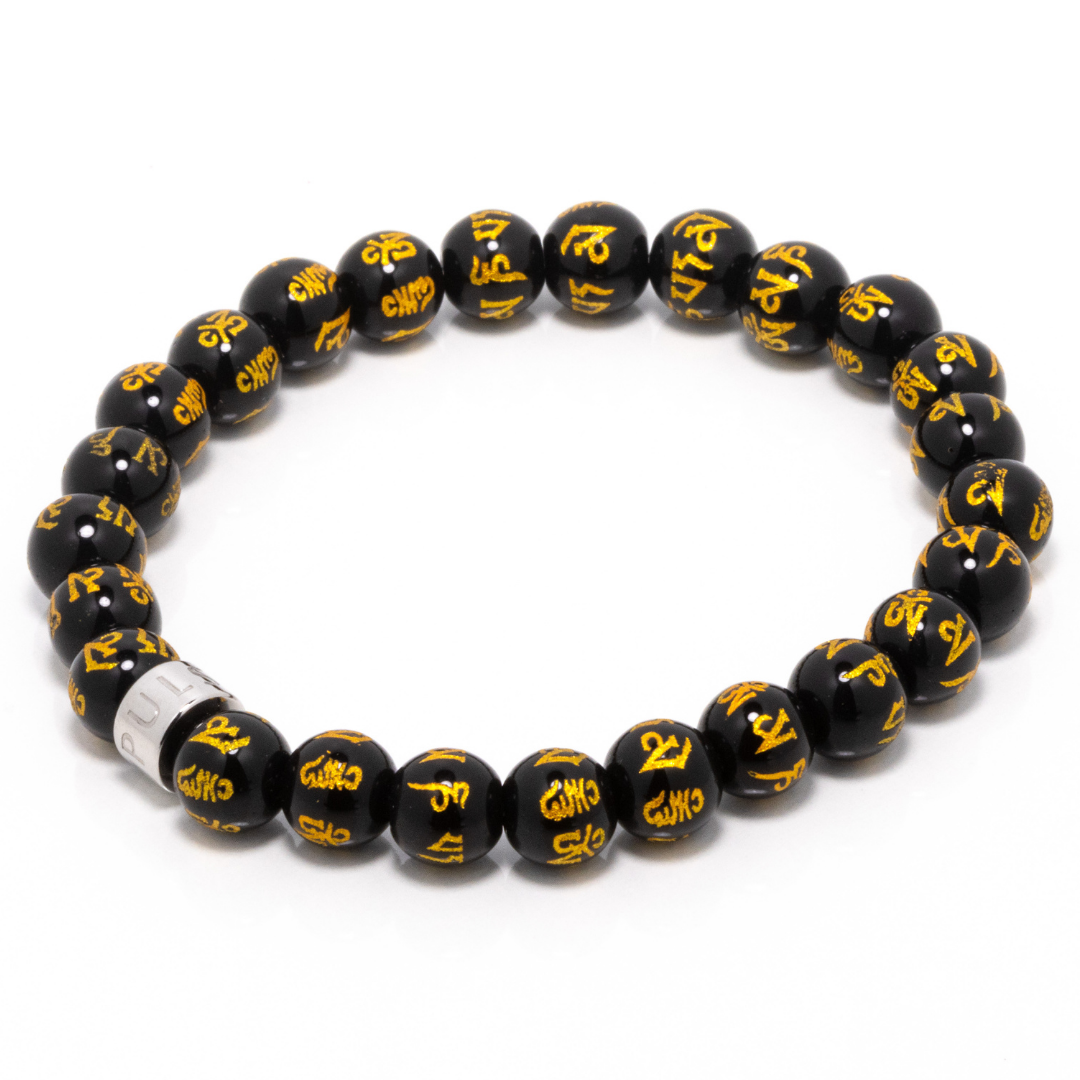 Dagtum III - Mantra Engraved Black Onyx Bracelet